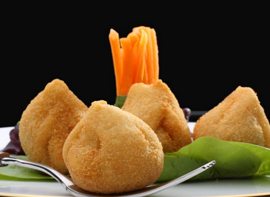 Coxinhas de Frango Especial 400gr- 10Un - Jolefilo